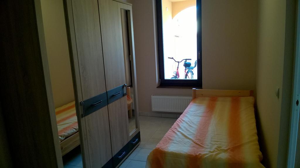 Hatarmenti Vendeghaz Zsira Exterior foto